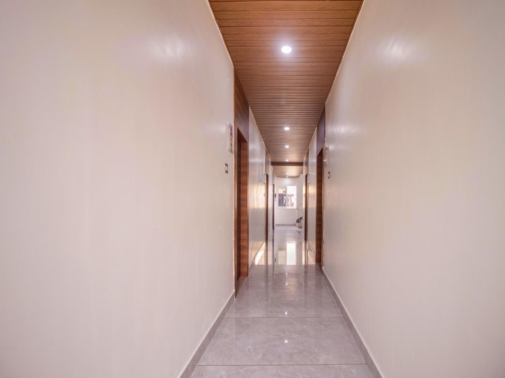 Hotel O Rr Residency Khammam 外观 照片