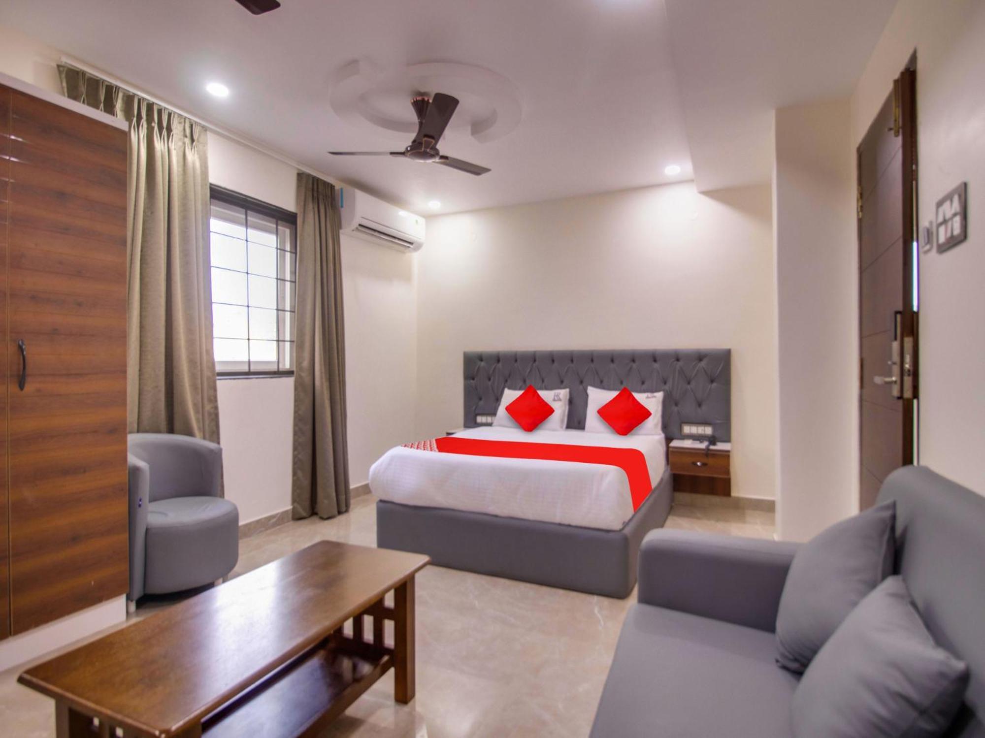 Hotel O Rr Residency Khammam 外观 照片