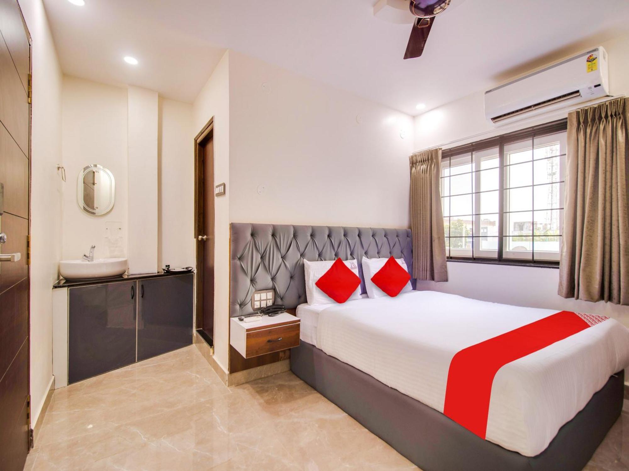 Hotel O Rr Residency Khammam 外观 照片